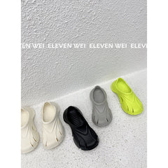 3.18 New Release/ Paris Ultra-Comfort Thick Sole Sandals Couples’ Beach Clog Crocs Men Women
