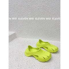3.18 New Release/ Paris Ultra-Comfort Thick Sole Sandals Couples’ Beach Clog Crocs Men Women