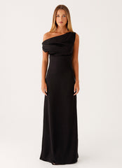 Éva Long Satin Dress Elegant Crystal