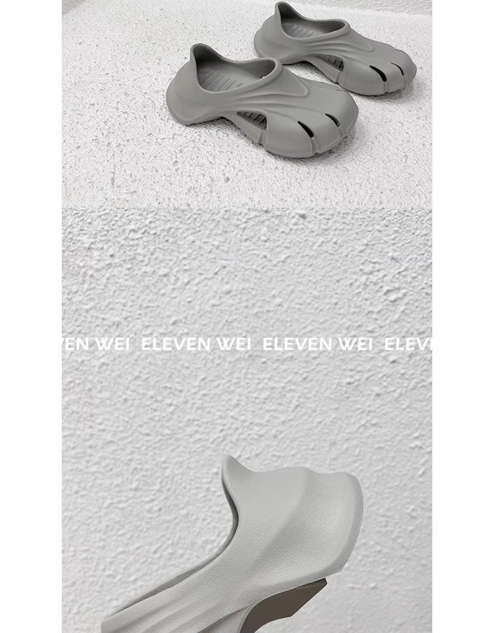 3.18 New Release/ Paris Ultra-Comfort Thick Sole Sandals Couples’ Beach Clog Crocs Men Women