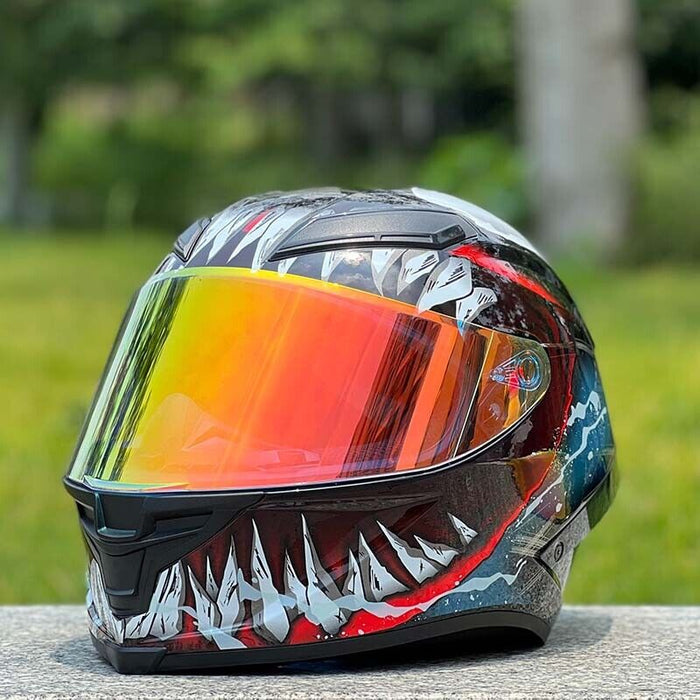 Future Serie / Carbon Fiber Pattern Plated Full Face Helmet Motorcycle All-Season DOT 3C Approve
