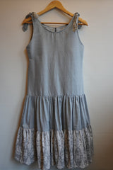 Julia - light gray
